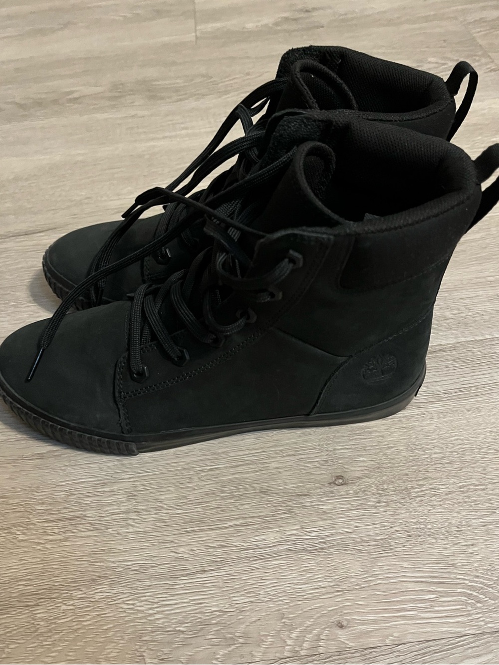 Timberland Black Lace-Up Women's Boots